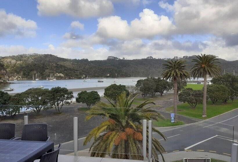 Esplanade Apartments