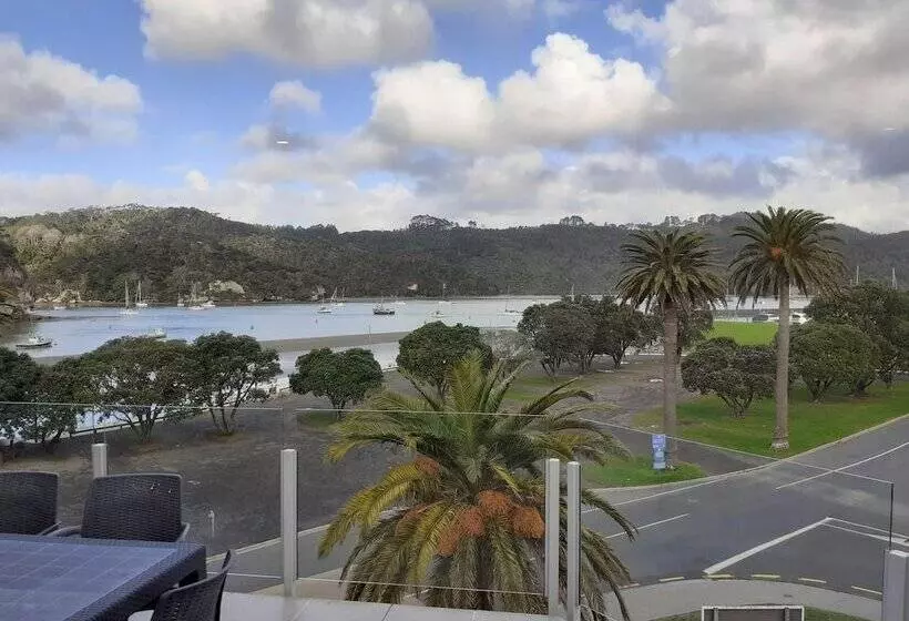 Esplanade Apartments