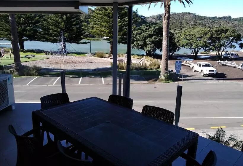 Esplanade Apartments