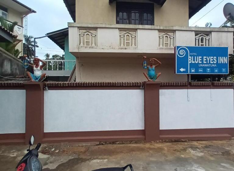 酒店 Blue Eyes Inn