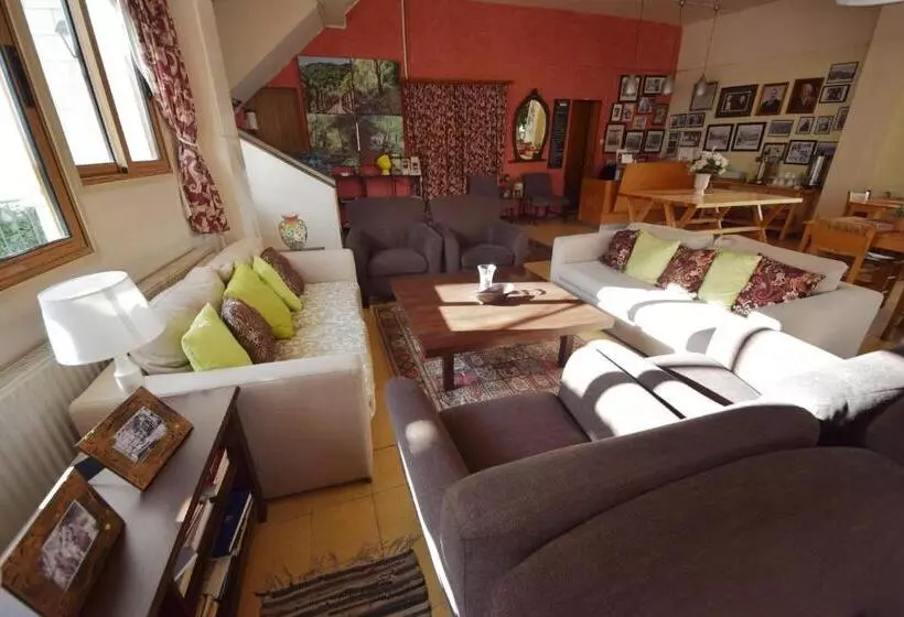 هتل Christys Palace