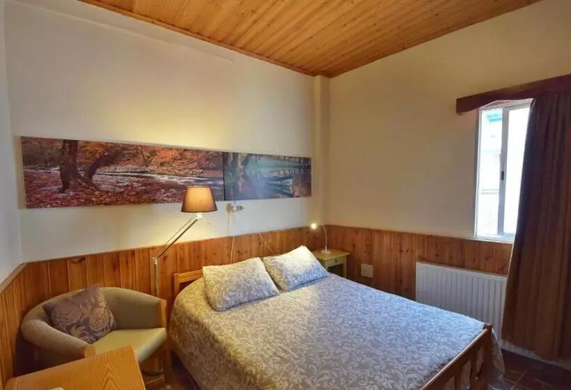 هتل Christys Palace