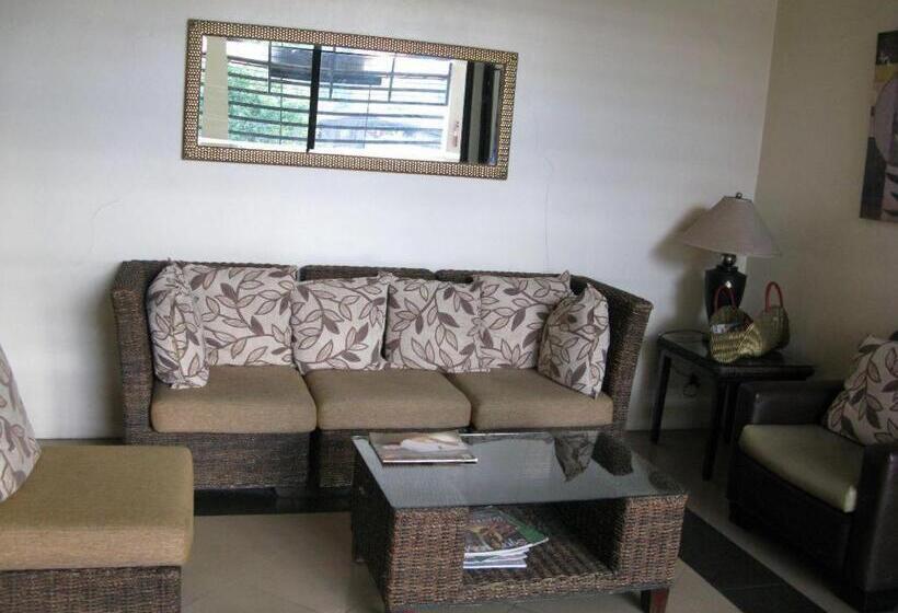 Szálloda Esse Davao