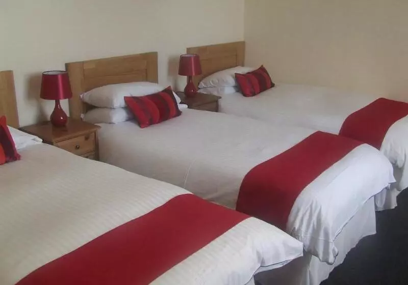 Hillside Hotel & Restaurant