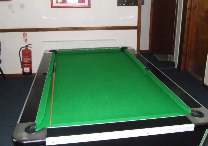 Hillside Hotel & Restaurant