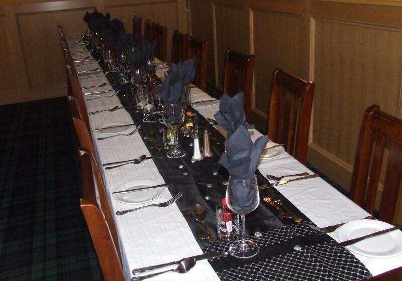 Hillside Hotel & Restaurant