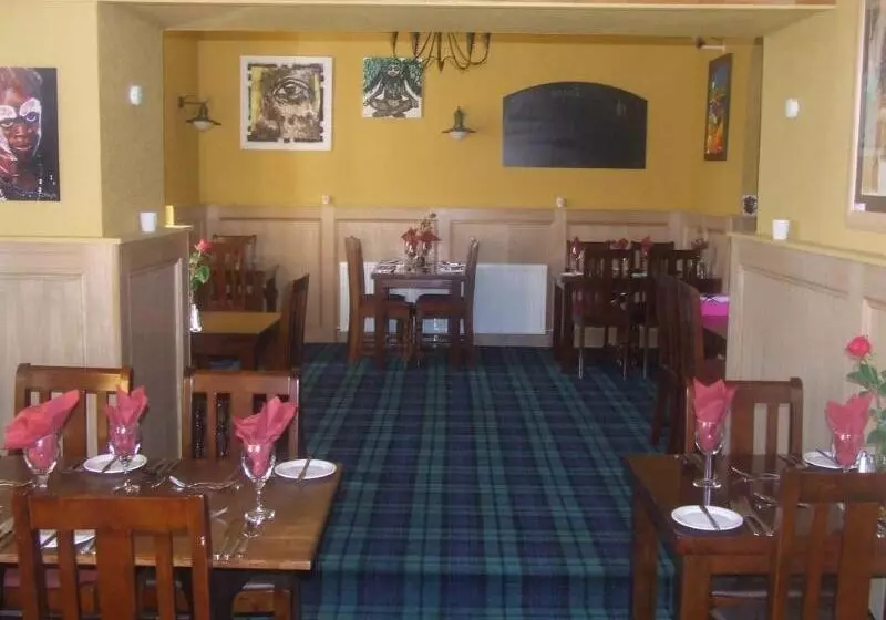 Hillside Hotel & Restaurant