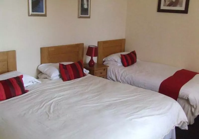 Hillside Hotel & Restaurant