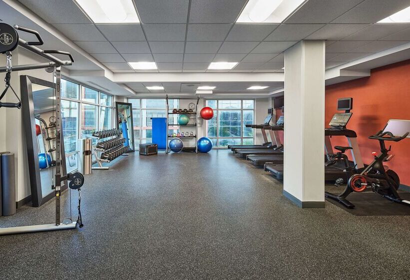 هتل Hilton Garden Inn Nashville Downtown/convention Center