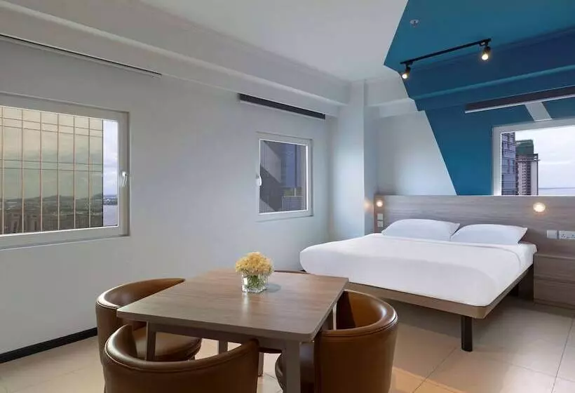 בית מלון כפרי Ibis Budget Phnom Penh Riverside