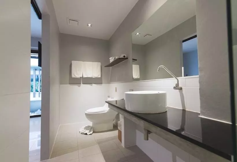 Hotel Naina Resort & Spa   Sha Extra Plus