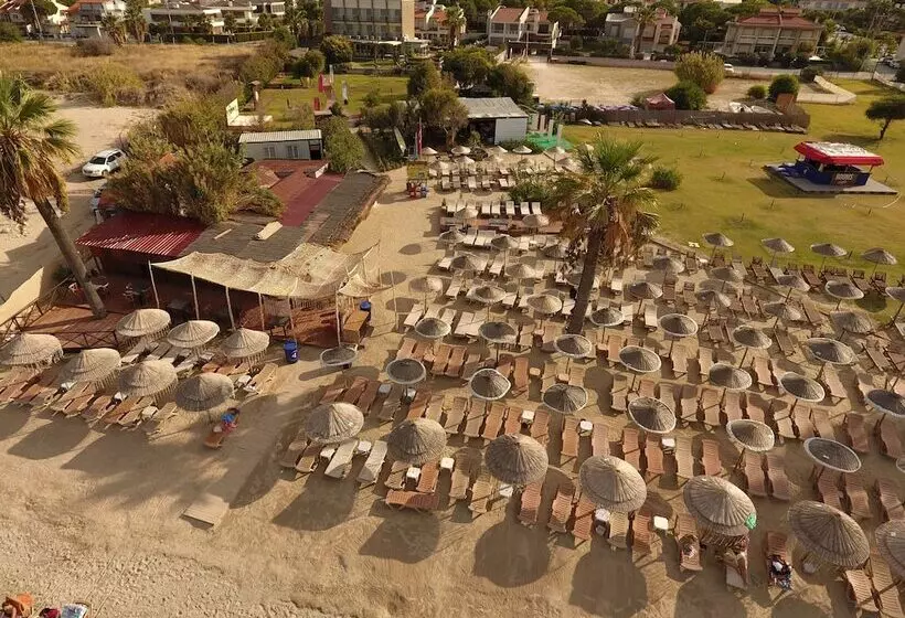 Rooms Smart Luxury Hotel & Beach