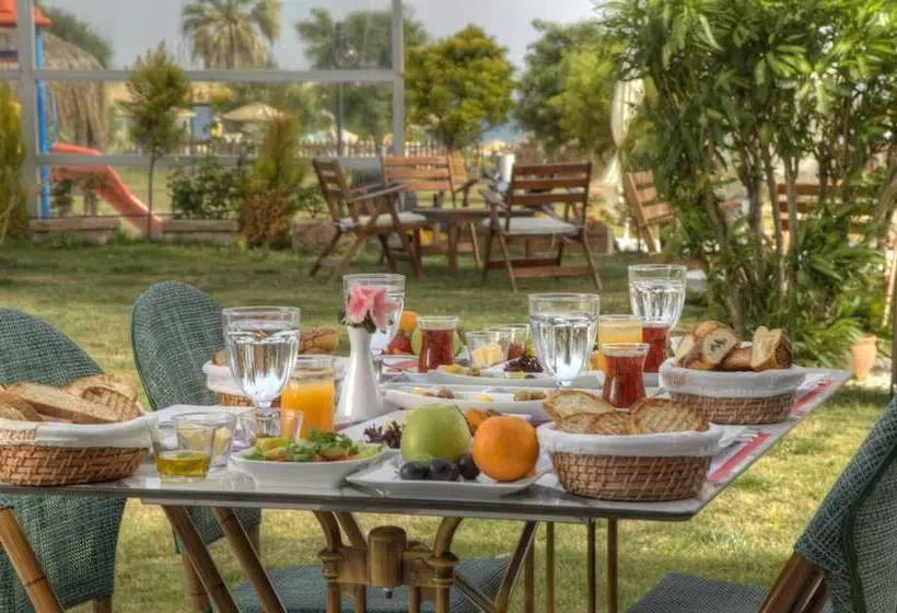 Rooms Smart Luxury Hotel & Beach