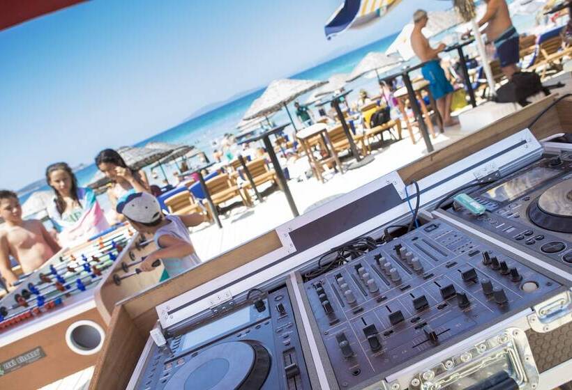 Rooms Smart Luxury Hotel & Beach