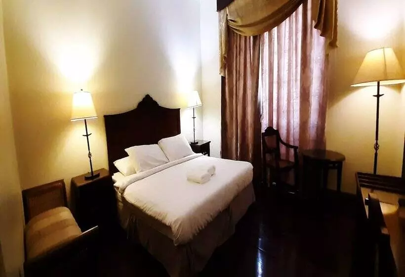 Hotel Salcedo De Vigan