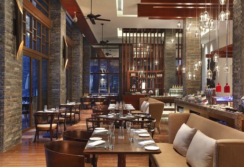 فندق Sheraton Shenzhou Peninsula Resort