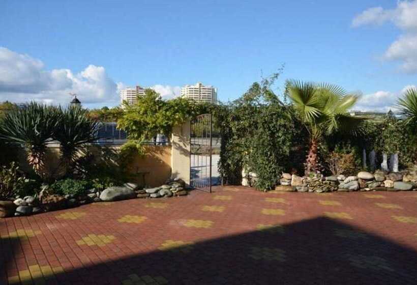 בית מלון כפרי Strana Magnoliy