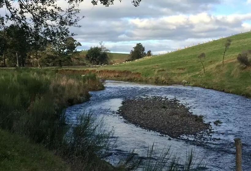 호텔 The River Lodge