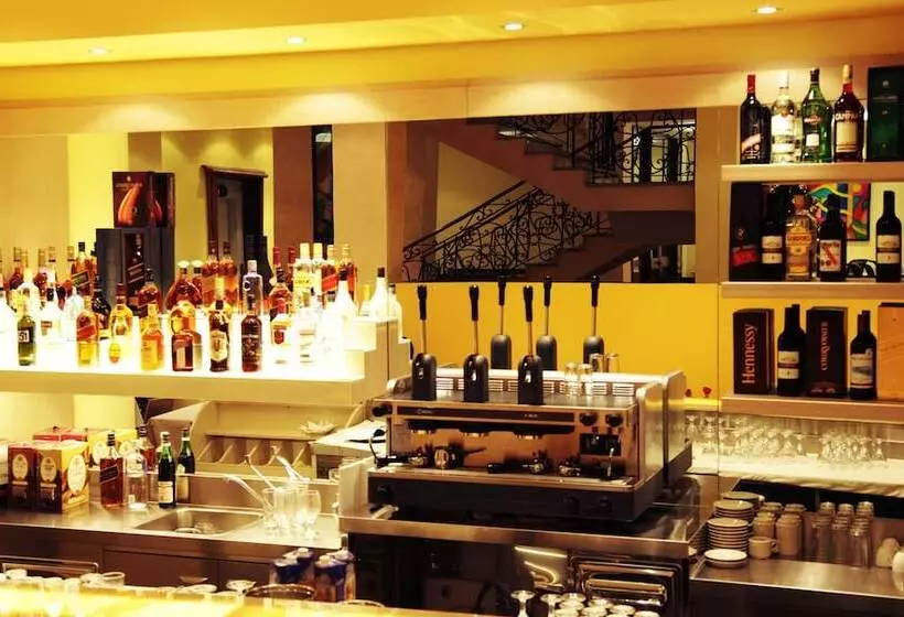 Reliance Hotel Apartment