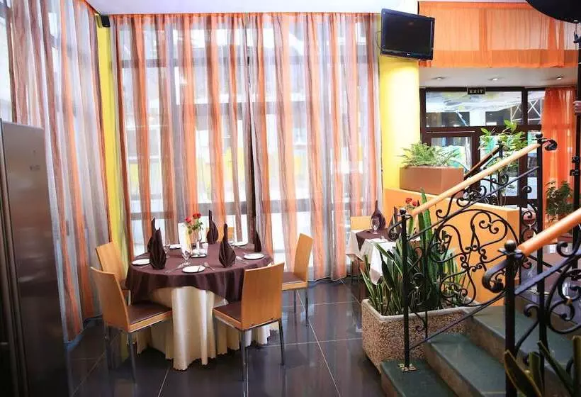 Reliance Hotel Apartment