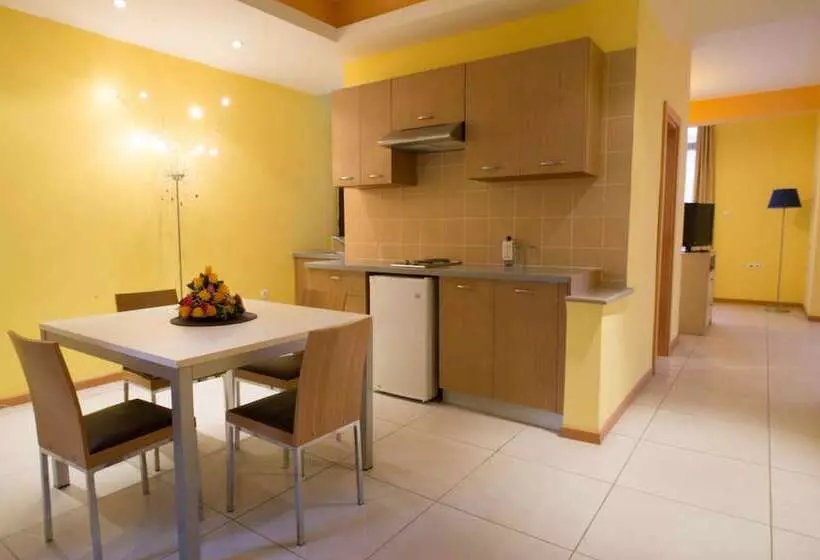 Reliance Hotel Apartment