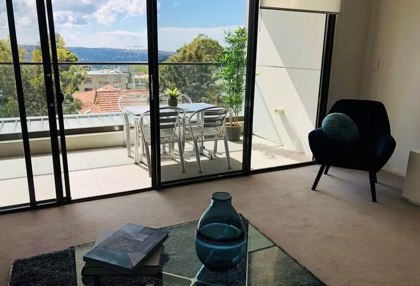 Wyndel Apartments   The Mint