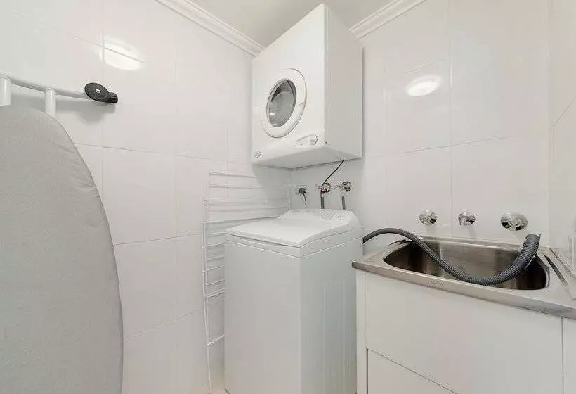 Wyndel Apartments   The Mint