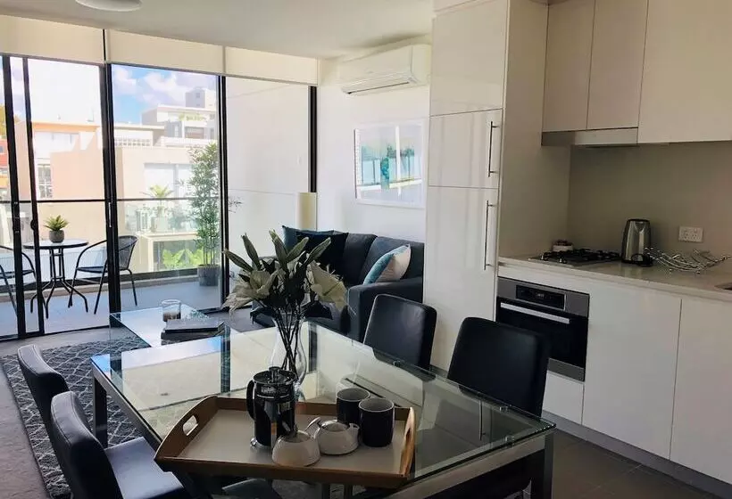 Wyndel Apartments   The Mint