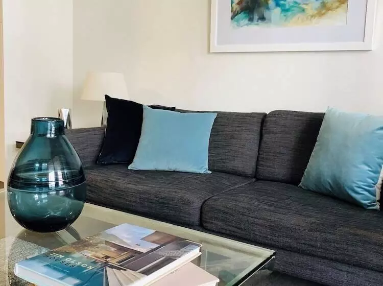 Wyndel Apartments   The Mint