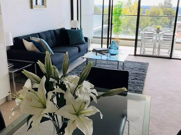 Wyndel Apartments   The Mint