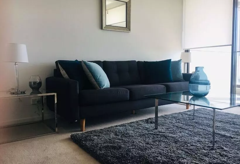 Wyndel Apartments   The Mint