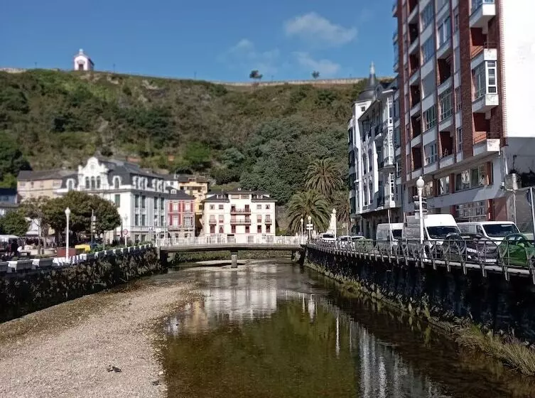 Hostal Oria