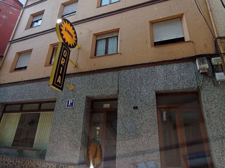 Hostal Oria