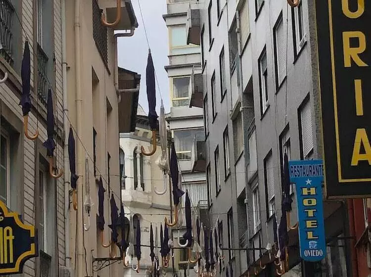 Hostal Oria