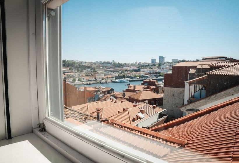 هاستل The Central House Porto Ribeira