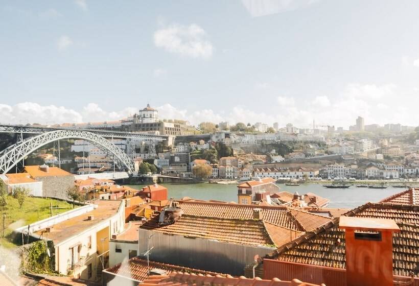 هاستل The Central House Porto Ribeira