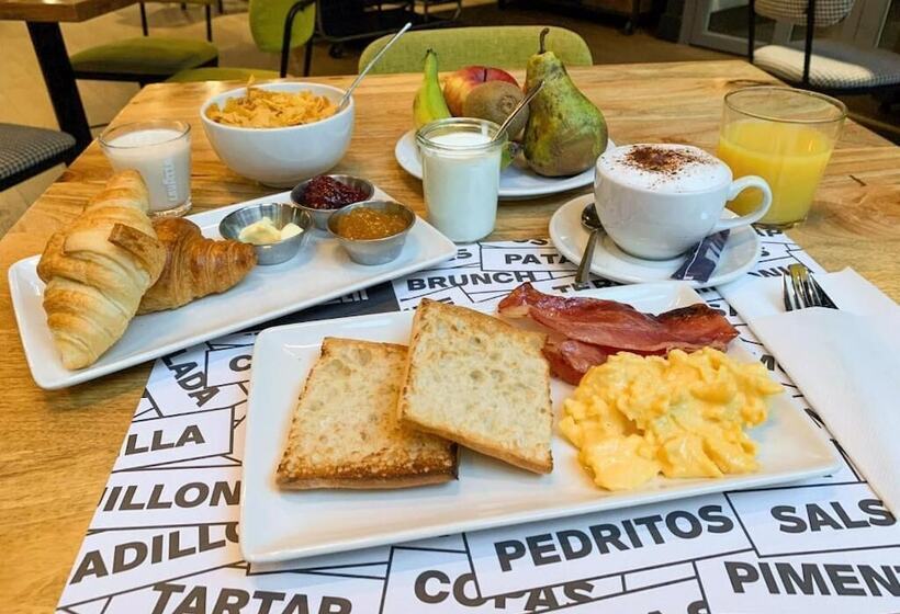 هاستل The Central House Porto Ribeira