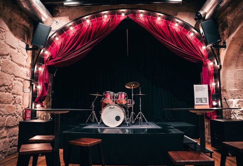 هاستل The Central House Porto Ribeira