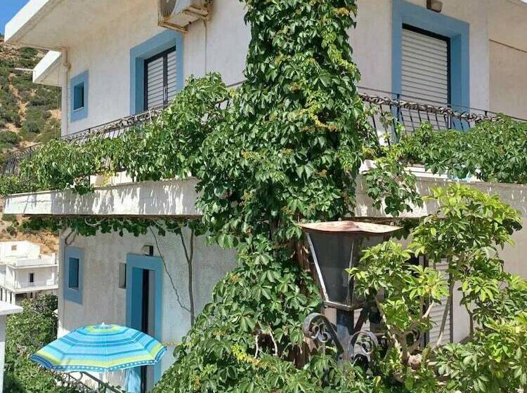 Argiro Studios And Apartments