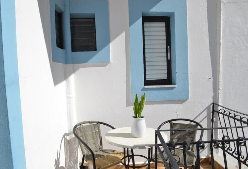 Argiro Studios And Apartments