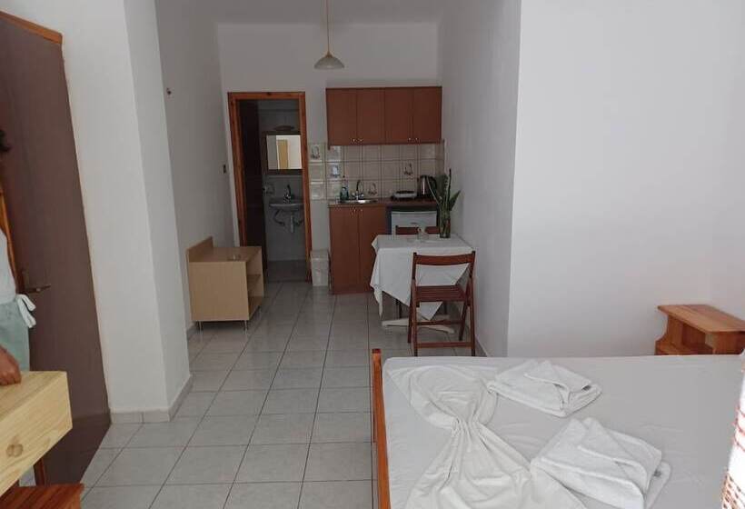 Argiro Studios And Apartments