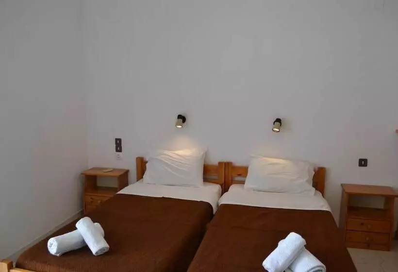 Argiro Studios And Apartments