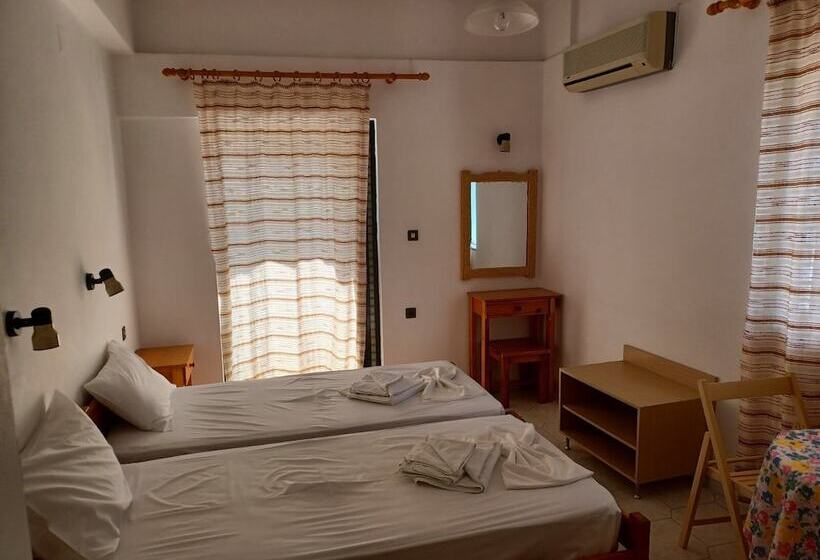 Argiro Studios And Apartments