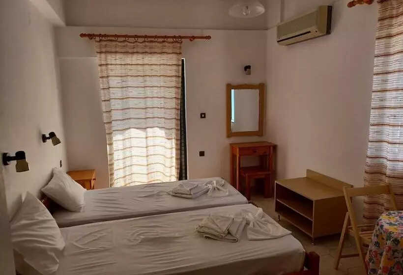 Argiro Studios And Apartments