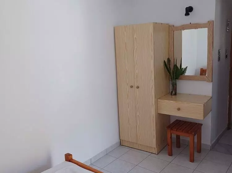 Argiro Studios And Apartments