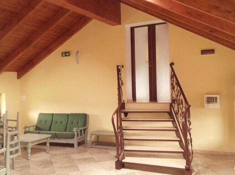 فندق ريفى Agriturismo Cascina Scola
