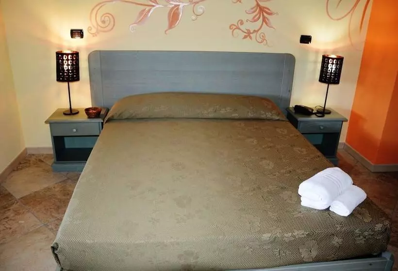 田舎風ホテル Agriturismo Cascina Scola