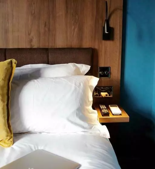 هتل The Cherry Rooms