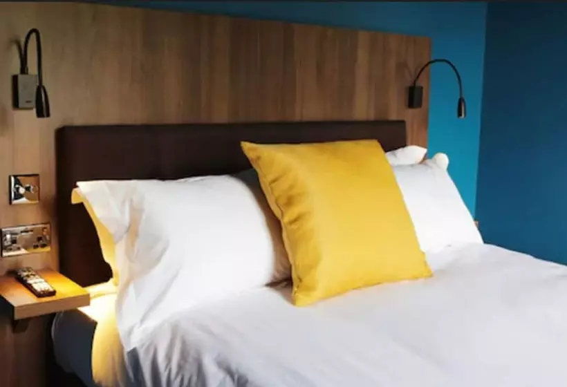 هتل The Cherry Rooms