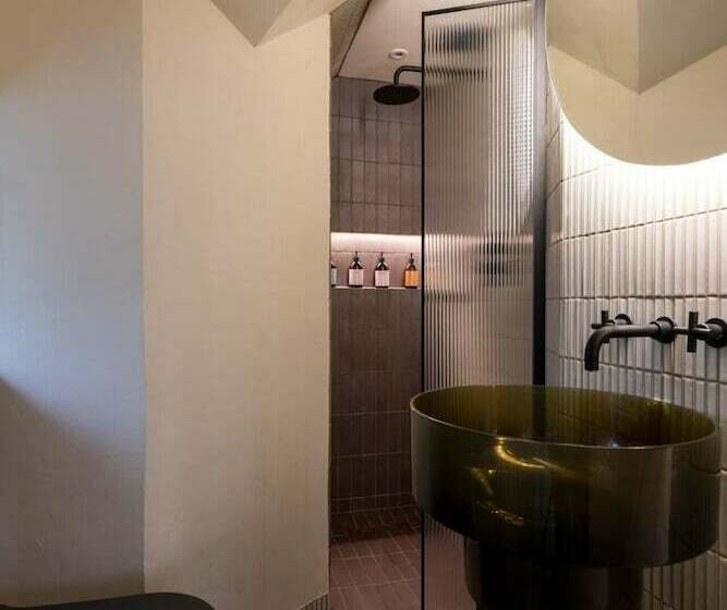 Quirky Cottage In Central Edinburgh